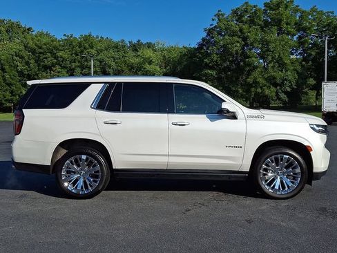 Used 2021 Chevrolet Tahoe High Country w/ Premium Package AWD/4WD image 10