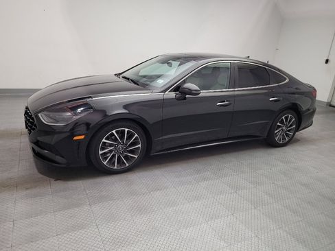Used 2020 Hyundai Sonata Limited FWD image 2