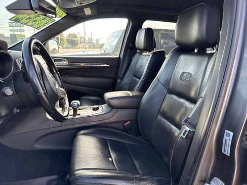 Used 2014 Jeep Grand Cherokee Overland w/ Advanced Technology Group AWD/4WD image 14