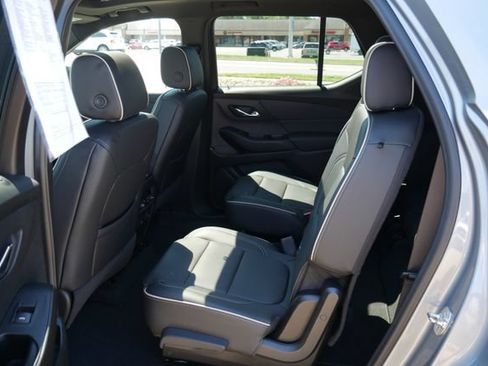 Used 2023 Chevrolet Traverse Premier w/ Redline Edition AWD/4WD image 26