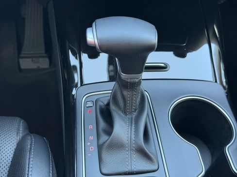 Certified 2020 Kia Sorento SX image 28