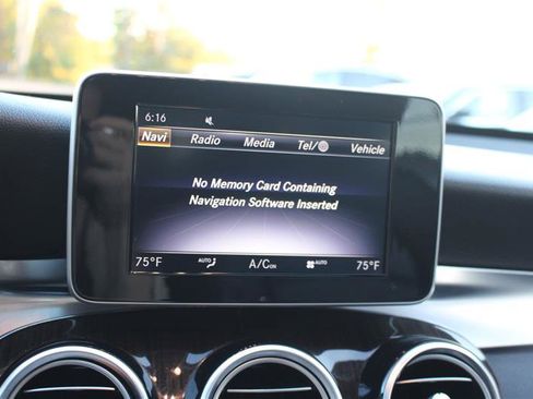 Used 2019 Mercedes-Benz GLC 300 GLC 300 image 19