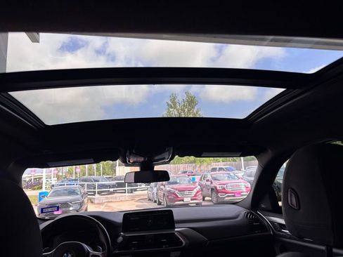 Used 2020 BMW X4 M40i w/ Premium Package image 19