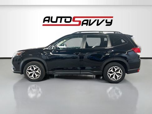 Used 2022 Subaru Forester Premium AWD/4WD image 4