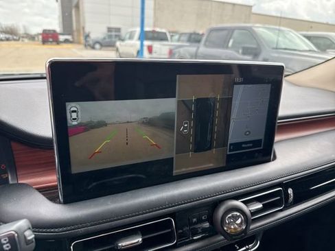 Certified 2021 Lincoln Nautilus Reserve w/ Equipment Group 201A AWD/4WD image 24