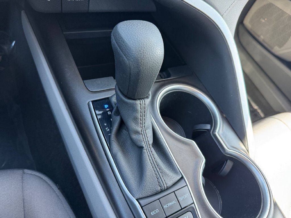 Certified 2021 Toyota Camry LE FWD image 25