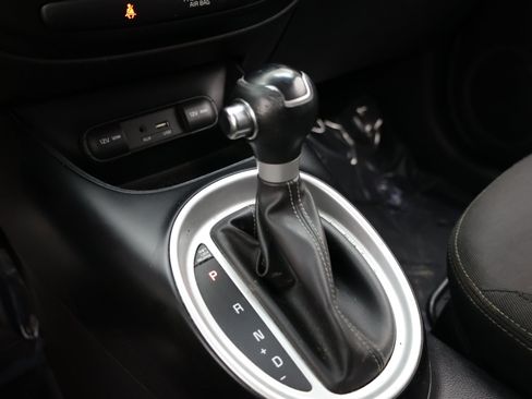 Used 2018 Kia Soul + FWD image 14