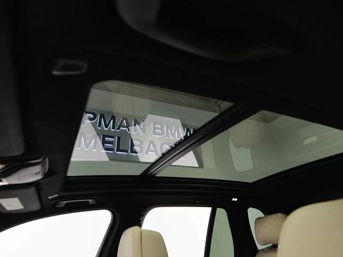 Used 2022 BMW X5 xDrive40i w/ Premium Package AWD/4WD image 7