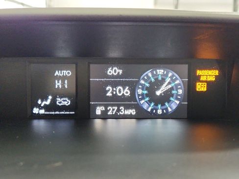 Used 2017 Subaru Forester 2.5i Premium w/ All-Weather Package image 15