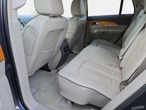 Used 2014 Lincoln MKX AWD w/ Equipment Group 102A image 13