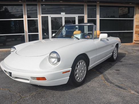 Used 1991 Alfa Romeo Spider Veloce image 2