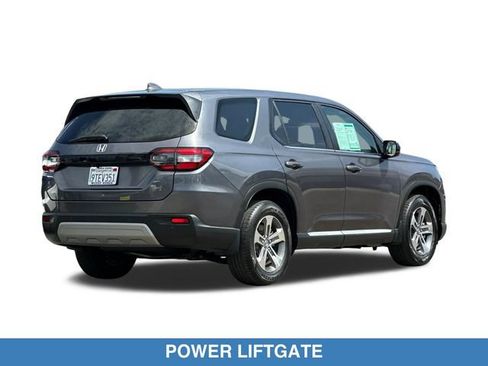 Certified 2025 Honda Pilot EX-L image 6