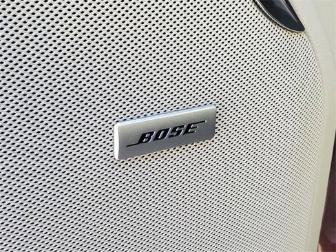 Used 2023 GMC Yukon Denali image 12