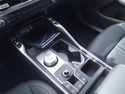 New 2025 Kia Sorento EX image 10