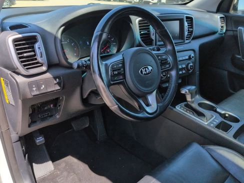 Used 2017 Kia Sportage EX w/ EX Premium Package AWD/4WD image 2