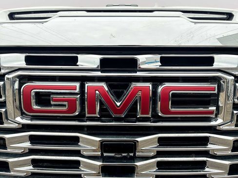 Certified 2024 GMC Sierra 2500 Denali w/ Denali Reserve Package image 32