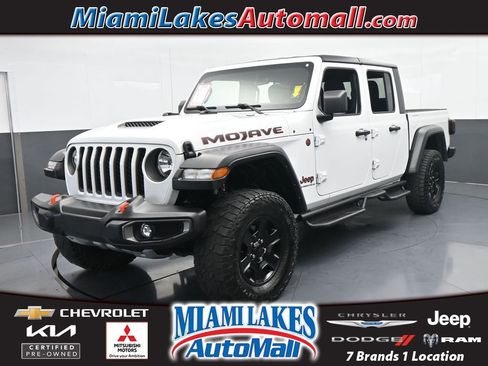 Used 2023 Jeep Gladiator Mojave image 1