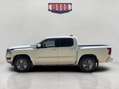 New 2026 Nissan Frontier SV w/ SV Convenience Package AWD/4WD image 4