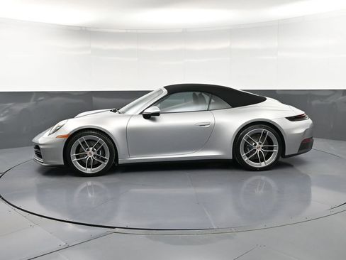 New 2026 Porsche 911 Carrera RWD image 2