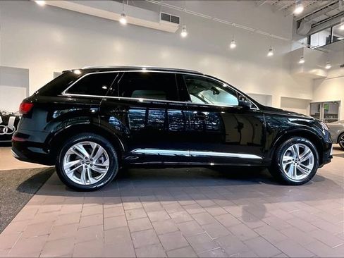 Used 2023 Audi Q7 3.0T Premium Plus AWD/4WD image 9