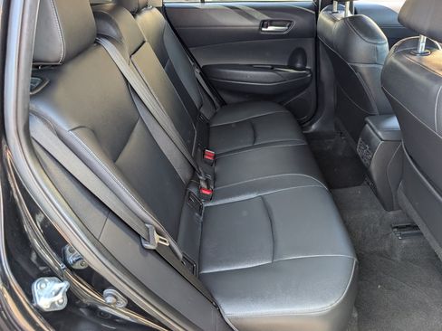 Used 2025 Toyota Corolla Cross XLE AWD/4WD image 5