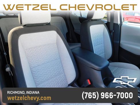 Used 2024 Chevrolet Equinox LS w/ LS Convenience Package FWD image 19