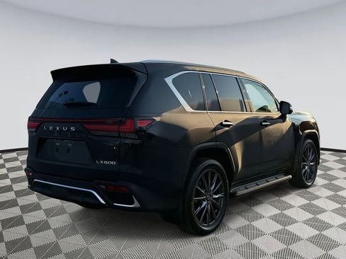 Used 2024 Lexus LX 600 F Sport image 2