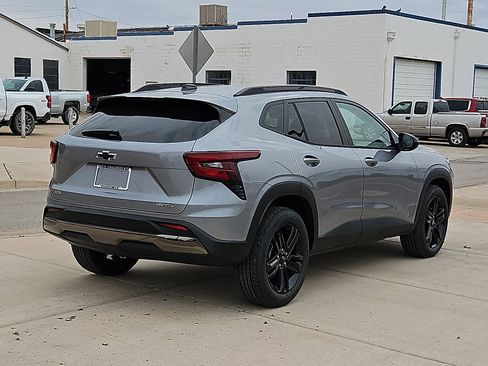 New 2026 Chevrolet Trax ACTIV w/ Driver Confidence Package FWD image 4