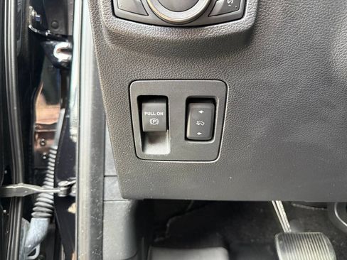 Used 2019 Ford F150 Raptor w/ Equipment Group 802A Luxury AWD/4WD image 9