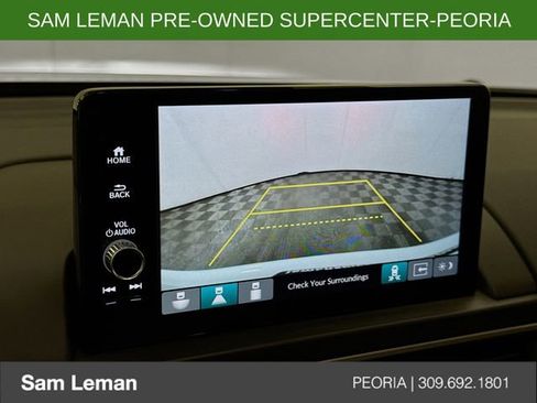Used 2025 Honda Pilot Touring image 14
