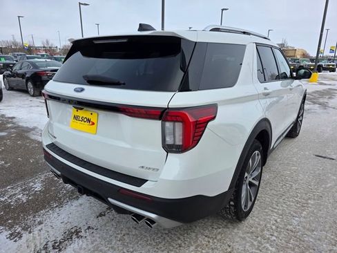 Used 2025 Ford Explorer Platinum w/ Ultimate Package AWD/4WD image 7