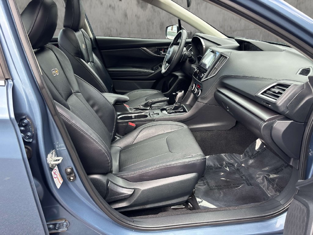 Used 2018 Subaru Impreza 2.0i Limited w/ 50th Anniversary Edition AWD/4WD image 17