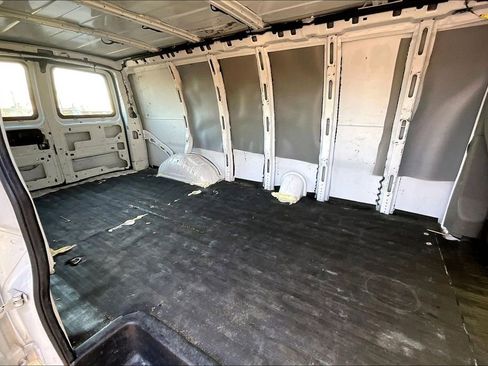 Used 2022 Chevrolet Express 2500 Work Van w/ Driver Convenience Package image 24