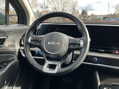 Used 2023 Kia Sportage SX Prestige image 19