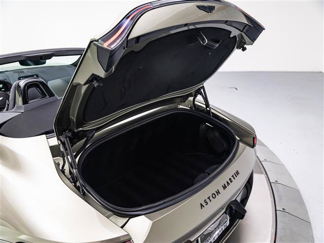 Used 2023 Aston Martin V8 Vantage Roadster RWD image 39