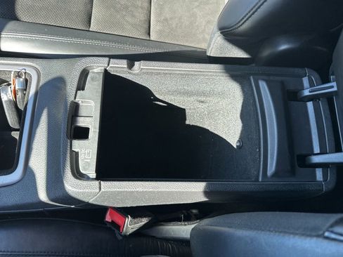 Used 2021 Jeep Grand Cherokee Laredo X image 32