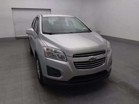 Used 2016 Chevrolet Trax LS FWD image 14