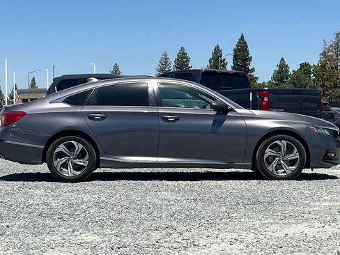 Used 2018 Honda Accord EX-L image 9