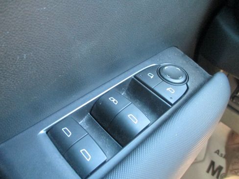 Certified 2023 Chevrolet Colorado Z71 w/ Z71 Convenience Package 2 image 24