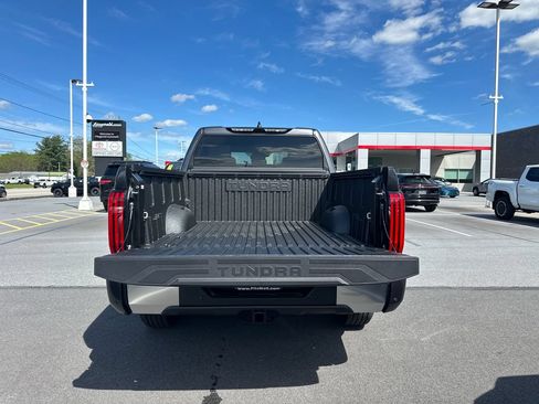 New 2026 Toyota Tundra Limited AWD/4WD image 11