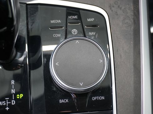 Used 2022 BMW X5 sDrive40i w/ Parking Assistance Package image 24