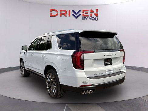 New 2026 GMC Yukon Denali Ultimate w/ LPO, Illumination Package AWD/4WD image 6