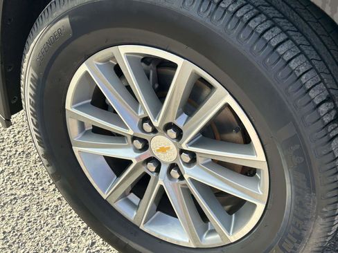 Used 2023 Chevrolet Traverse LT w/ LPO, Floor Liner Package image 9