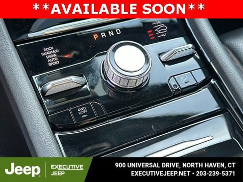 Used 2022 Jeep Grand Cherokee Summit image 23
