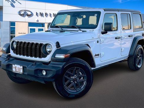 Used 2024 Jeep Wrangler Sport S image 1
