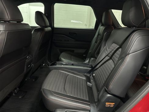 Used 2024 Nissan Pathfinder Rock Creek image 33