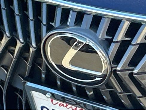 Certified 2025 Lexus ES 350 w/ Premium Package image 39