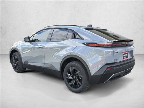 New 2026 Toyota C-HR AWD/4WD image 7