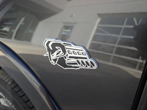 New 2026 RAM 1500 4x4 Crew Cab image 43