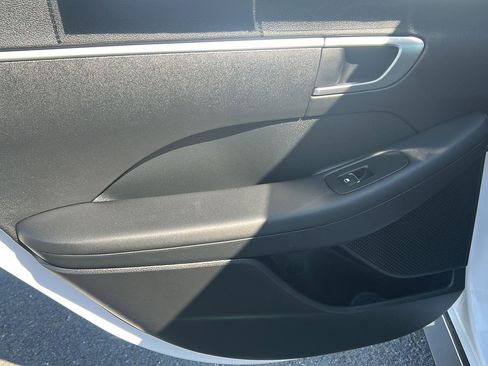 Certified 2025 Hyundai Sonata SE FWD image 13